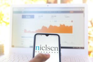 سایت شرط بندی نیلسن Nielsen