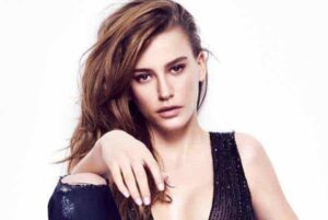 بیوگرافی سرنای ساریکایا یا Serenay sarikaya